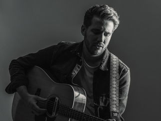 Promo Andy Michaels Solo Singer-Guitarist Gloucestershire