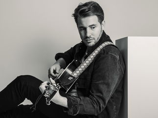 Promo Andy Michaels Solo Singer-Guitarist Gloucestershire