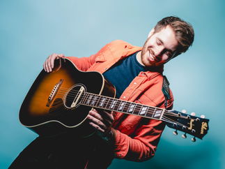 Promo Andy Michaels Solo Singer-Guitarist Gloucestershire