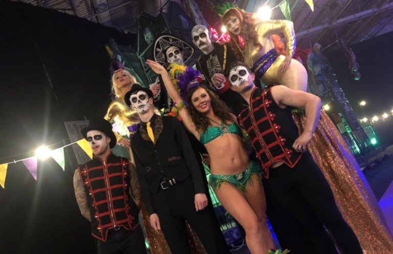 Promo Mardi Gras Circus Circus Performer Lancashire