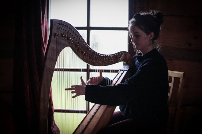 Promo Marias Harp Harpist Down