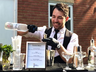 Promo Mario Bartenders Cocktail Bars and Bartenders Berkshire