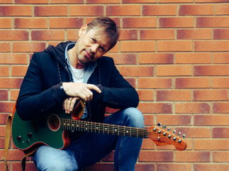 Promo Mark Stevens Solo Singer/ Guitarist Nottinghamshire