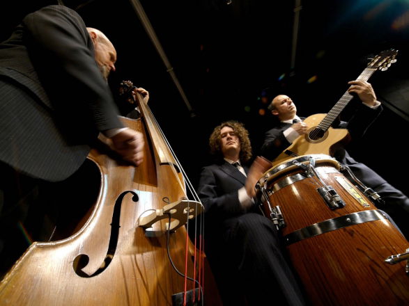 Promo Mas Y Mas Latin, Salsa or Cuban Band Nottinghamshire