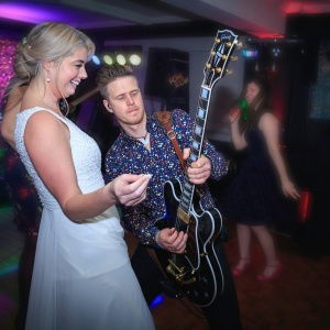 Promo Raise The Roof  Shropshire