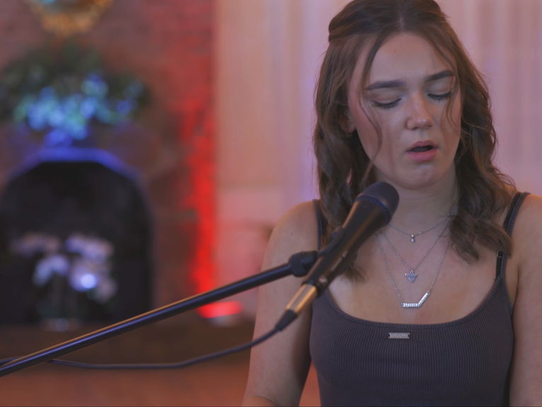 artists similar to Maya James