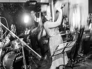 Promo Marianne Solo Singer East Sussex