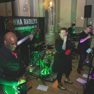 Promo Mama Butterfly  Leicestershire