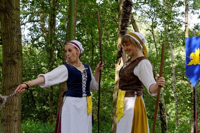 Promo Medieval Maids Medieval Characters Leicestershire
