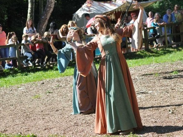 Promo Medieval Maids Medieval Characters Leicestershire