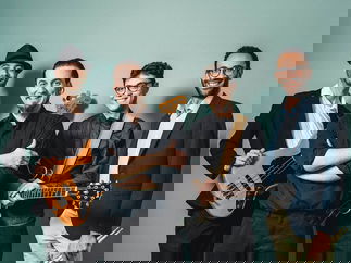 Promo Minnie And The Moochers Soul, Funk and Pop Band London