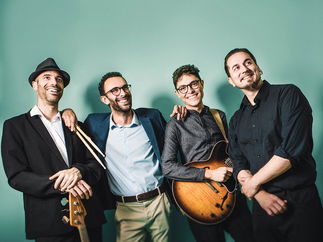 Promo Minnie And The Moochers Soul, Funk and Pop Band London