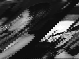 Promo Miss Lizzy Solo Singer East Sussex