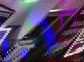 Promo Mirror Mirror Selfie Mirror Berkshire