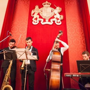 Promo Moon River Ensemble  Essex
