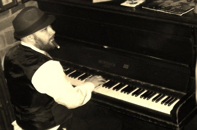 Promo Vintage Pianist Pianist Lancashire