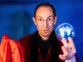 Promo Nicholas The Illusionist Magician Surrey