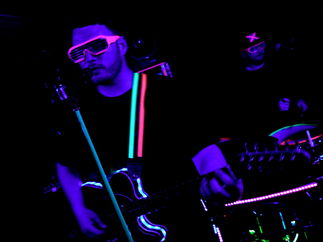 Promo GLOW PARTY BAND Neon Party Duo Essex