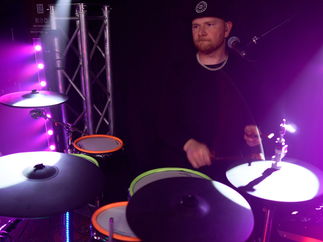 Promo GLOW PARTY BAND Neon Party Duo Essex