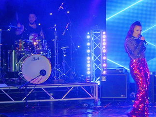 Promo One More Song Rock and Pop Party Trio Devon