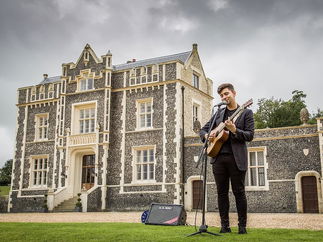 Promo Luciano Singer Guitarist East Sussex