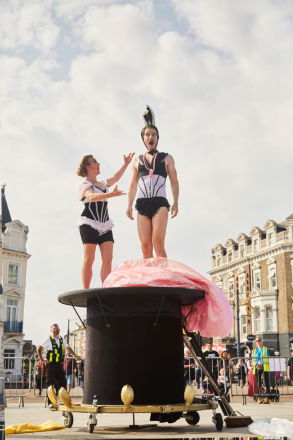 Promo The Norvinis Magician London