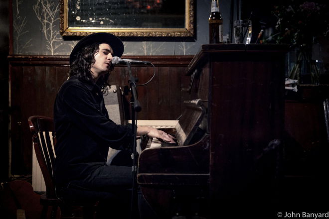 Promo Blackbird Pianist London