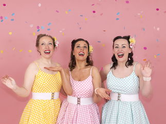 Promo The Sweet Arts Vocal Harmony Trio Buckinghamshire