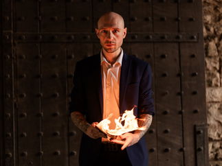 Promo Sam Holt Magician Cheshire