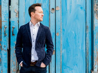 Promo Philip Lee Solo Singer With Tracks Nottinghamshire