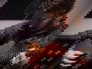 Promo Rowan Blue Solo Artist, Duo or Trio East Sussex