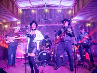 Promo Man! I Feel Like Shania Country Music Nottinghamshire