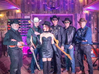 Promo Man! I Feel Like Shania Country Music Nottinghamshire