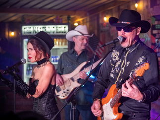 Promo Man! I Feel Like Shania Country Music Nottinghamshire