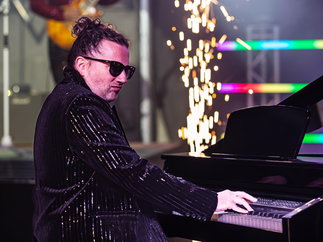 Promo Flair Party Band Essex