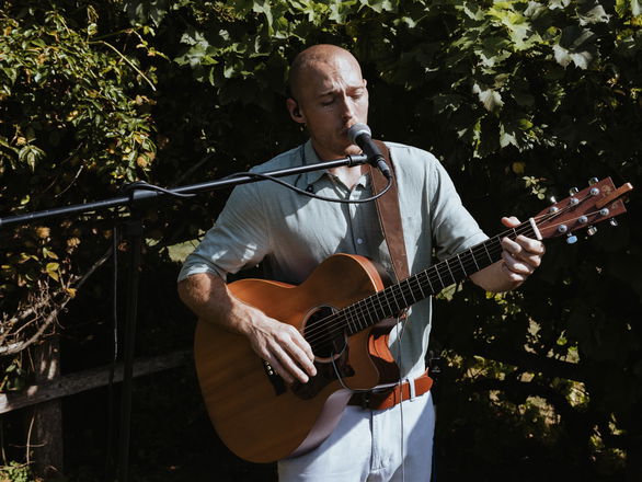 Promo Joe Brian Singer Guitarist Hampshire