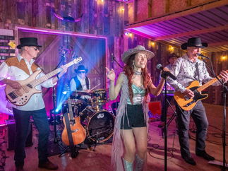 Promo Man! I Feel Like Shania Country Music Nottinghamshire