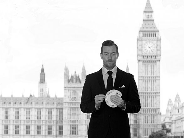 Promo Keven Starl Cabaret & Close Up Magician Surrey