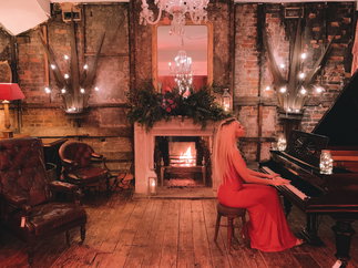 Promo Kiara Pianist London