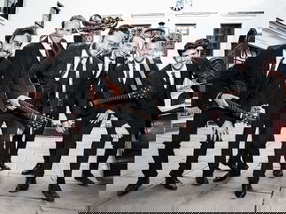 Promo Roaming Free Roaming, Mix and Mingle Band London