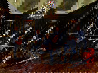 Promo Roaming Free Roaming, Mix and Mingle Band London