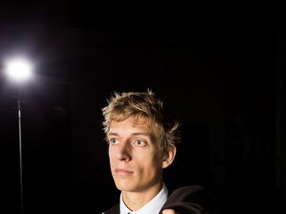 Promo Comedy Juggler Street Performer Bristol