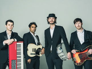 Promo Mirrorball Magic Party Band London