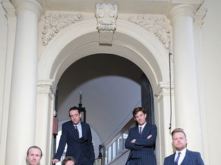 Promo Roaming Free Roaming, Mix and Mingle Band London