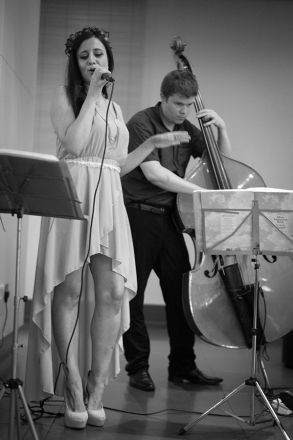Promo Chic Melody French Jazz Trio London