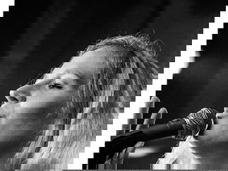 Promo Alpha Function Band Essex