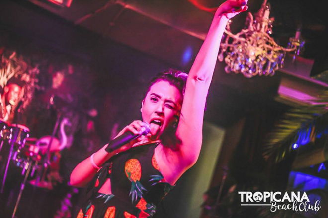 Promo Hot Disco Live DJ Act London