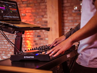 Promo PolyTone Wedding DJ Merseyside