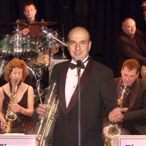 Promo Prestige Swing  Hertfordshire