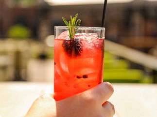 Promo Quintessentially Cocktails Mobile Bar London